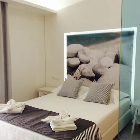 Muses Studios Potos Room photo